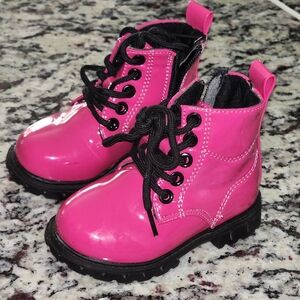 Kids boots